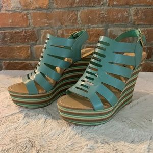 Anna Luz Platform Sandals - Super Fun and Summery!